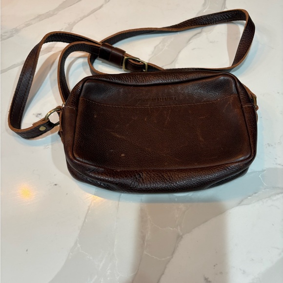 Portland Leather Rich Brown Bag - Picture 2 of 12